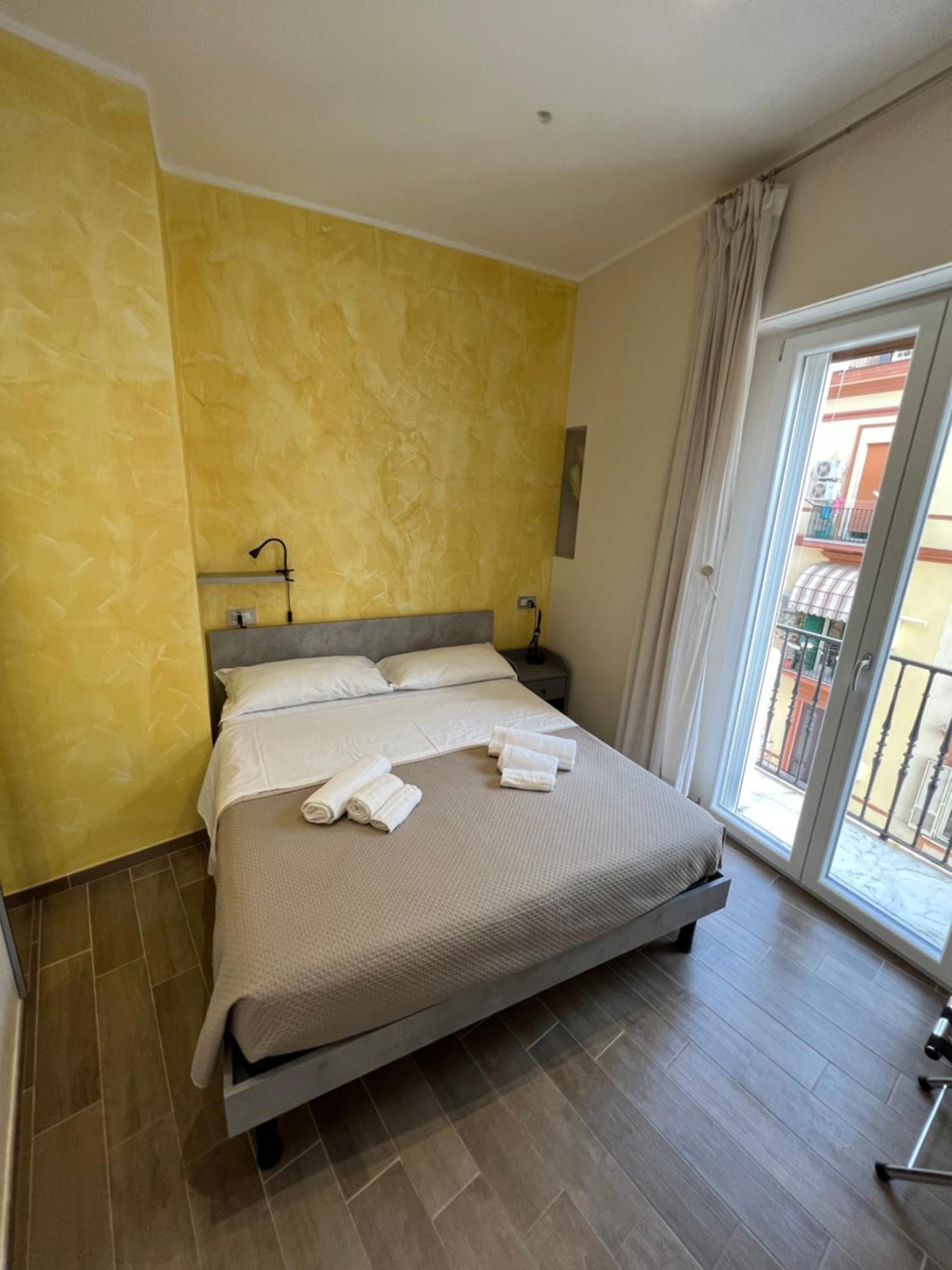 Metropolis Home Naples Extérieur photo