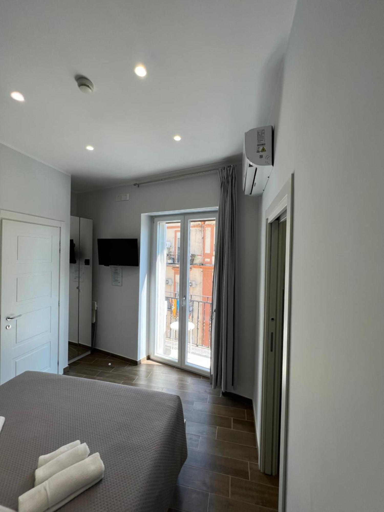 Metropolis Home Naples Extérieur photo